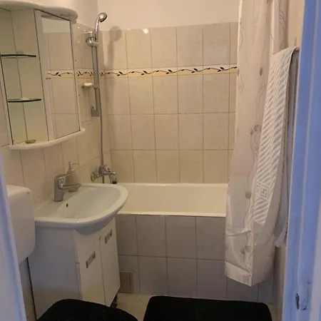Appartement Charming Flat With Winter Garden Blending Classical Elegance And Modern Comfort