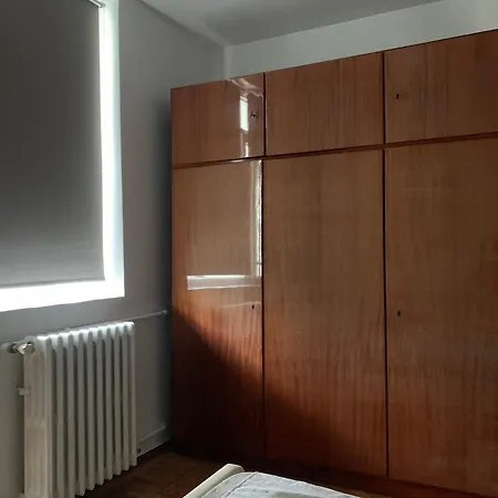 Charming Flat With Winter Garden Blending Classical Elegance And Modern Comfort Appartement *